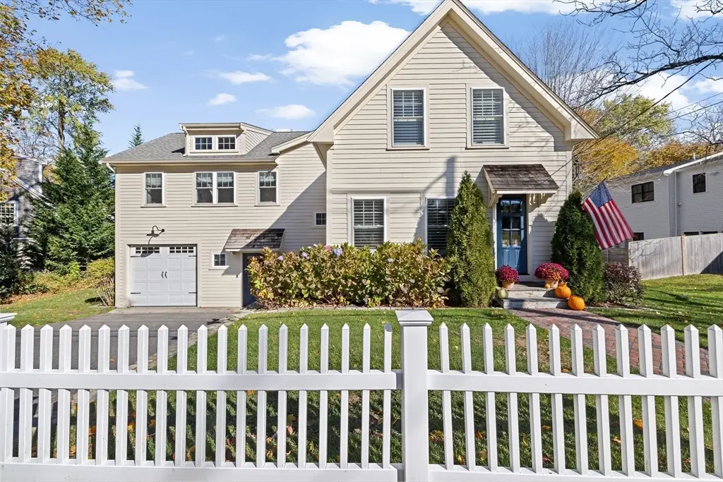 178 Hersey St, Hingham, MA 02043 - Image #1