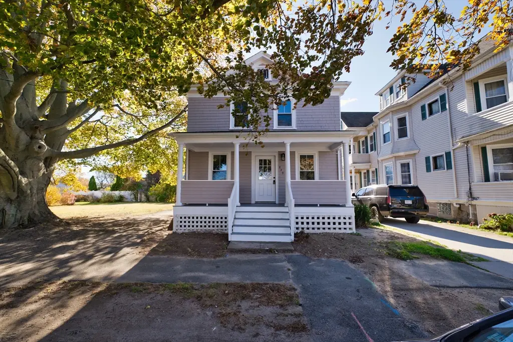 220 Aquidneck St, New Bedford, MA 02744 - Image #1