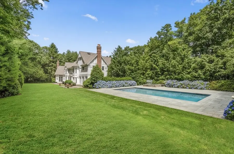 23 Stonecroft Circle, Weston, MA 02493 - Image #2