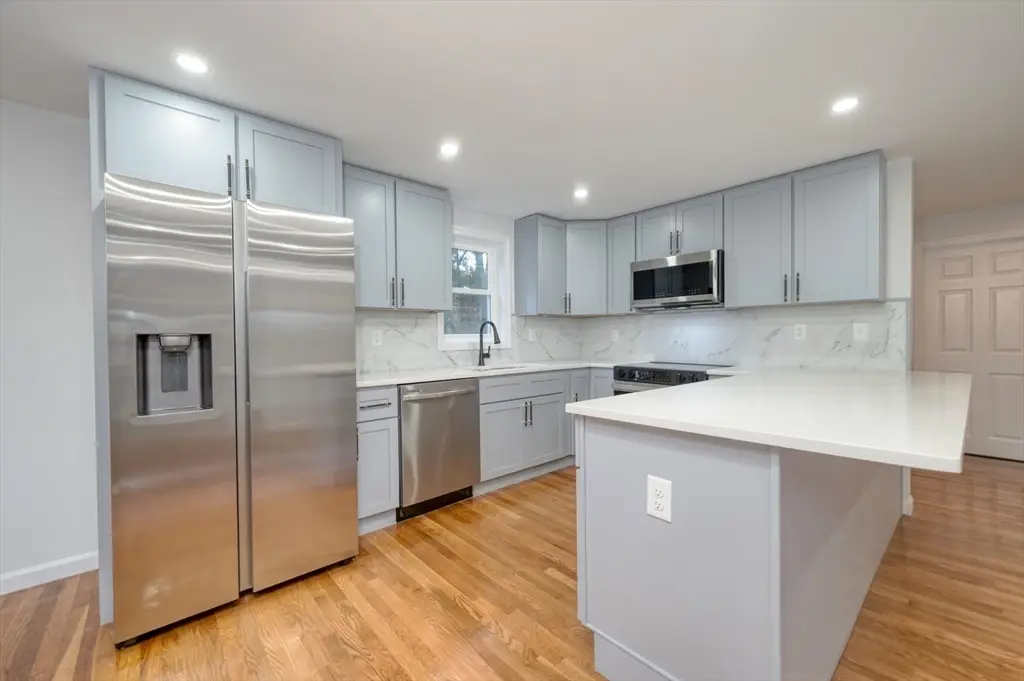 820 Center Street, Pembroke, MA 02359 - Image #1