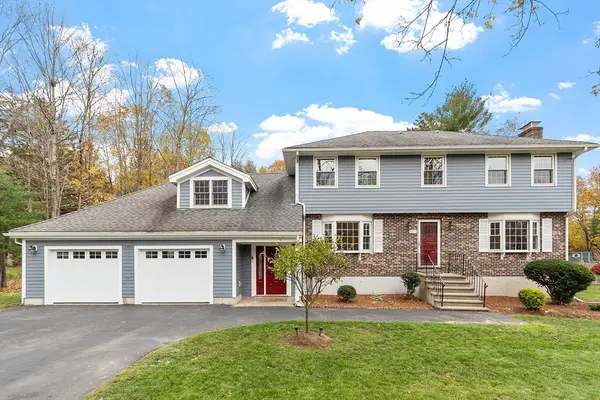 22 Selfridge Rd, Bedford, MA 01730