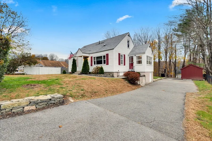 20 Leicester St, North Oxford, MA 01537 - Image #2