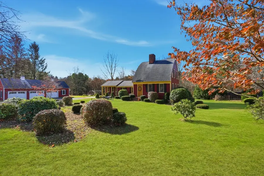 405 Rock Valley Rd, Holyoke, MA 01040 - Image #2