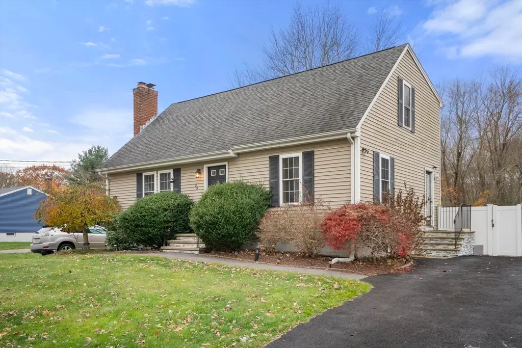 29 Williams Ave, Taunton, MA 02780 - Image #1