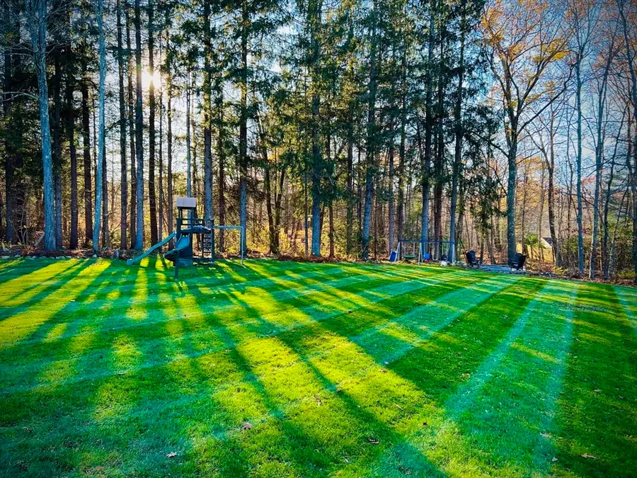 55 Pommogussett Rd, Rutland, MA 01543 - Image #2