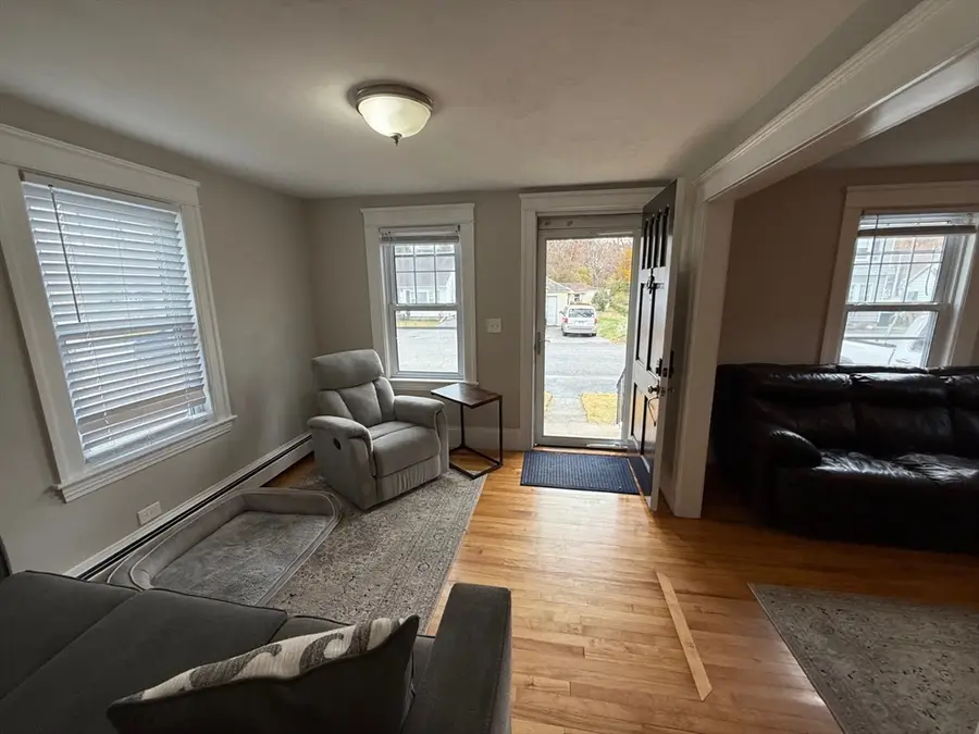 39 Phillips Ave, Shrewsbury, MA 01545 - Image #2