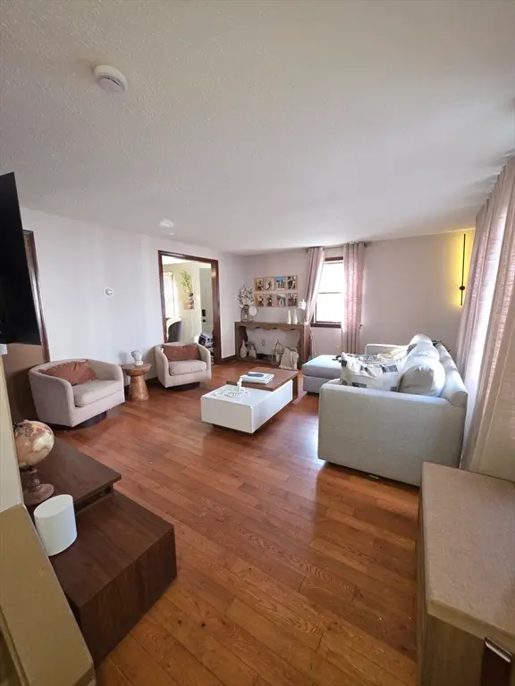 122 Mount Vernon St, Lowell, MA 01854 - Image #3