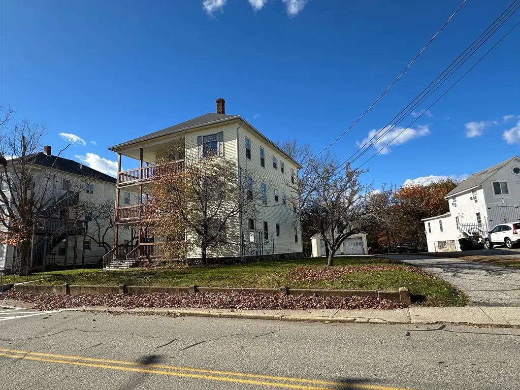 219 Charlton St, Southbridge, MA 01550 - Image #1