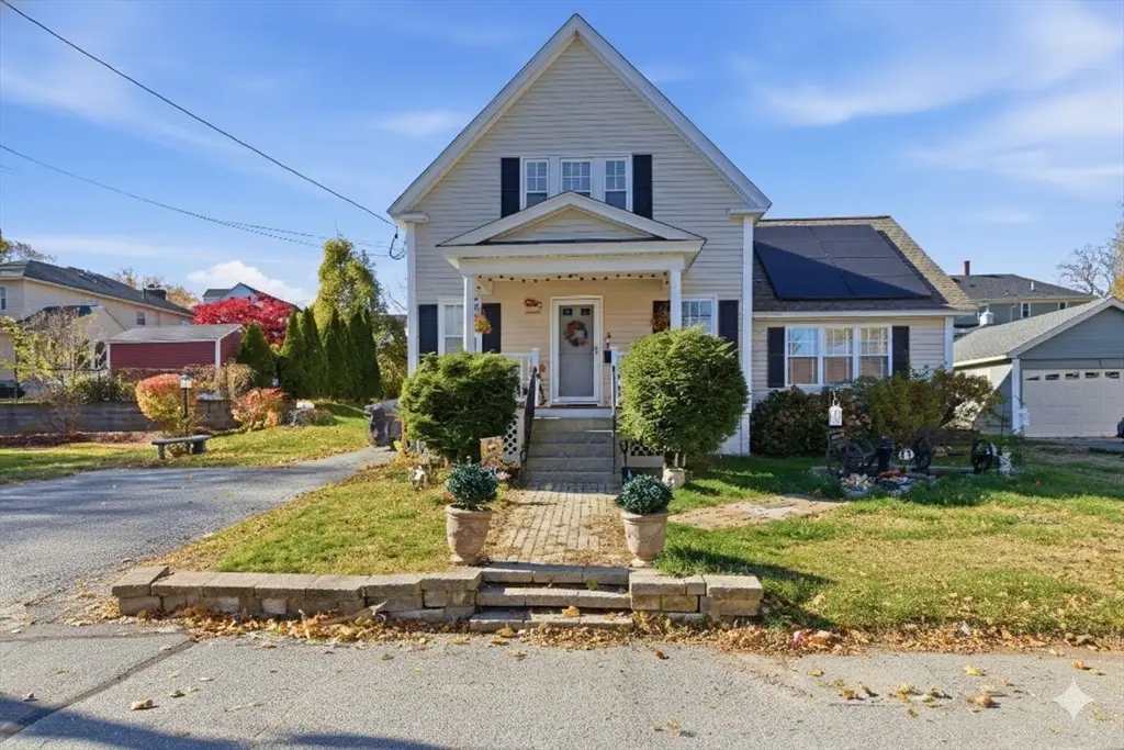 16 Wetherbee Ave, Lowell, MA 01852 - Image #1