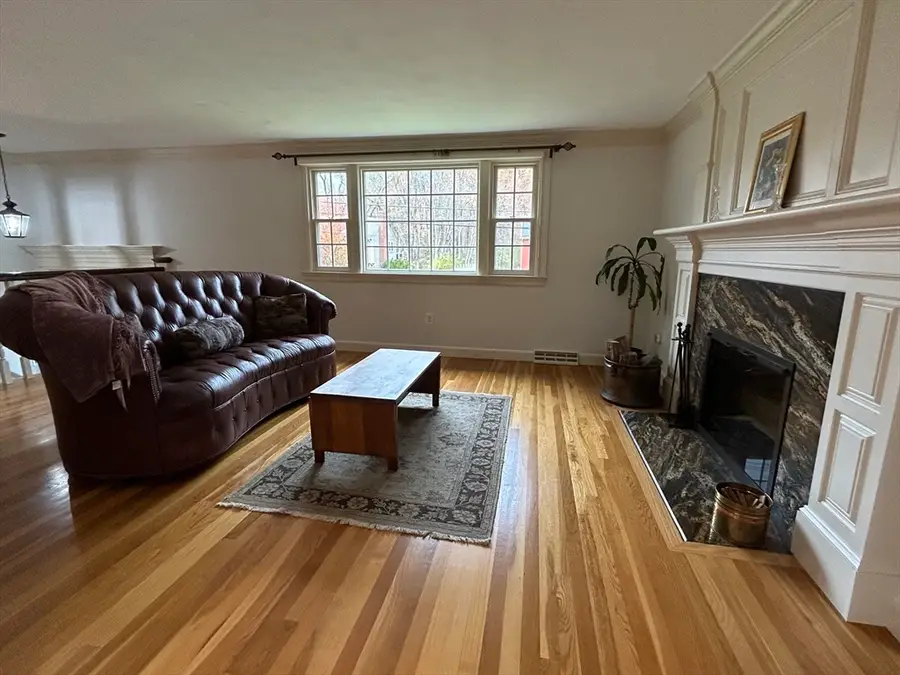 21 Blackberry Lane, Framingham, MA 01701 - Image #3