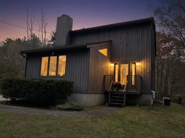 16 Garland Ave, Pittsfield, MA 01201 - Image #1