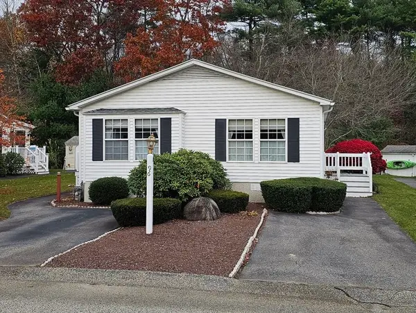 96 Trailwood Drive, Bridgewater, MA 02324
