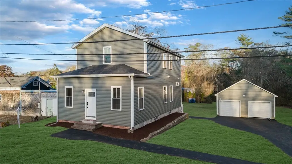 3 Brandt Island Rd, Mattapoisett, MA 02739 - Image #1