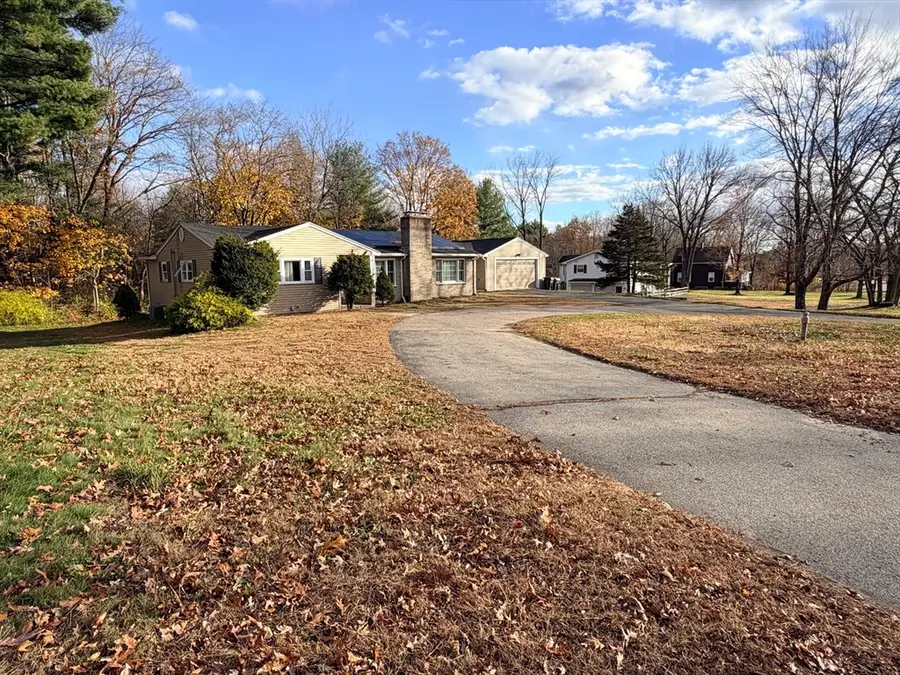 361 S Main St, Bellingham, MA 02019 - Image #2