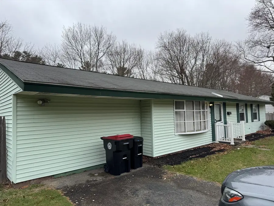 122 Sinclair Rd, Brockton, MA 02302 - Image #2