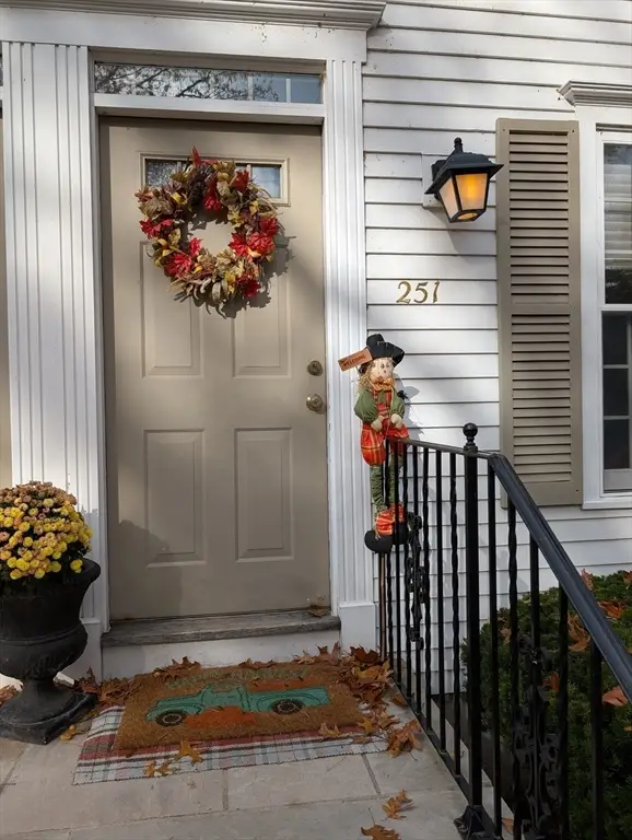 251 Wellman Ave #251, North Chelmsford, MA 01863 - Image #2