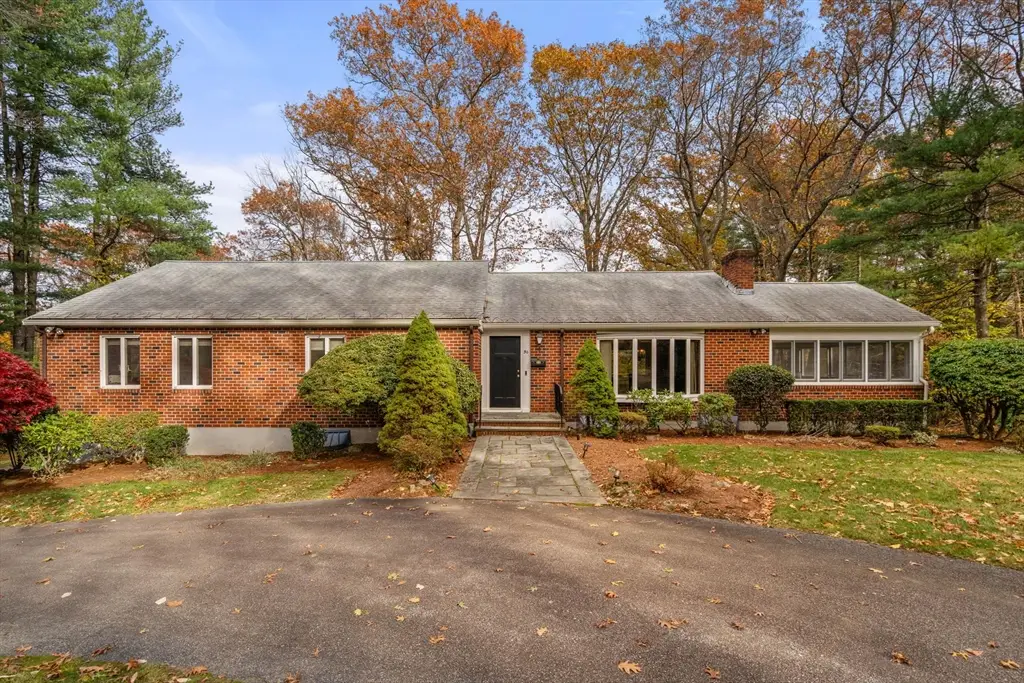 30 Richardson Dr, Needham, MA 02492 - Image #1