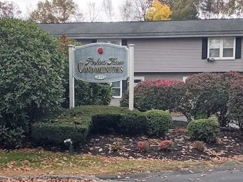 270 Sunderland Rd #37, Worcester, MA 01604