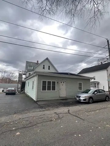 17 Mount Pleasant St, Webster, MA 01570 - #2