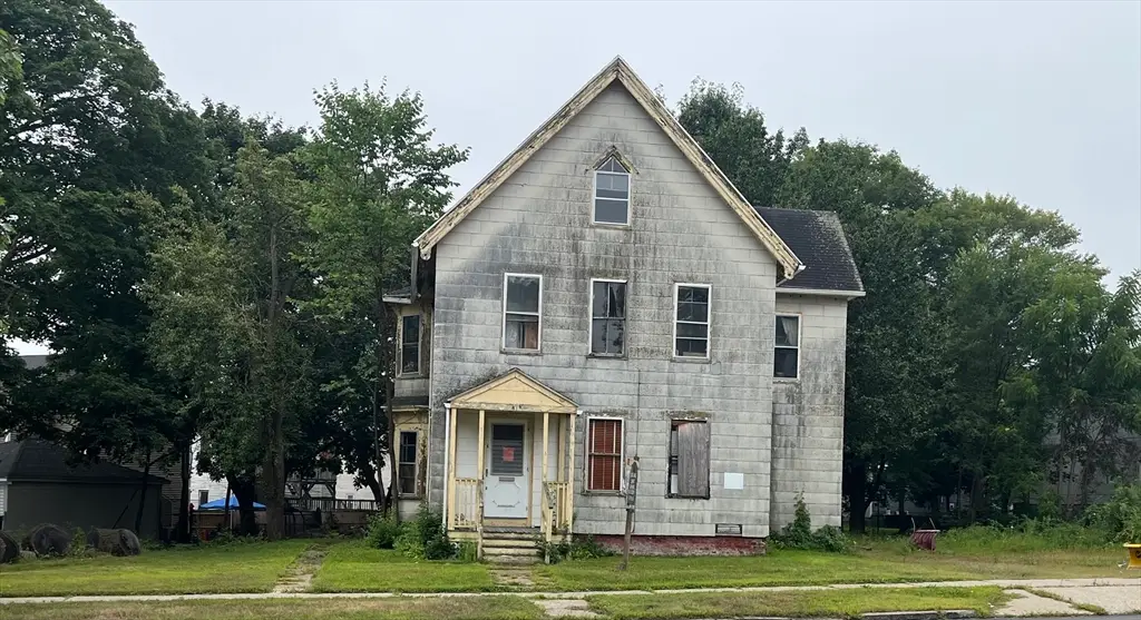 414 South St, Holyoke, MA 01040 - Image #1