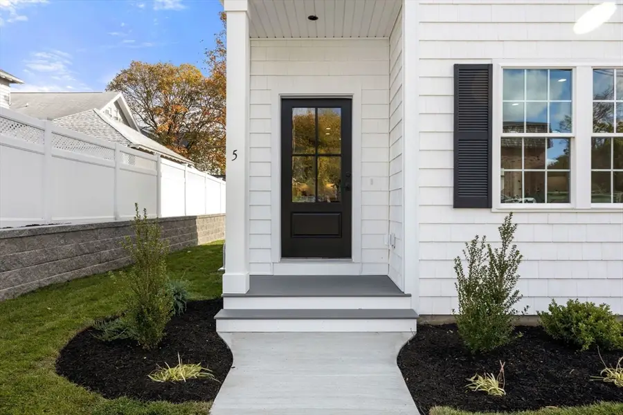 3-5 Victoria Road #3, Arlington, MA 02474 - Image #2