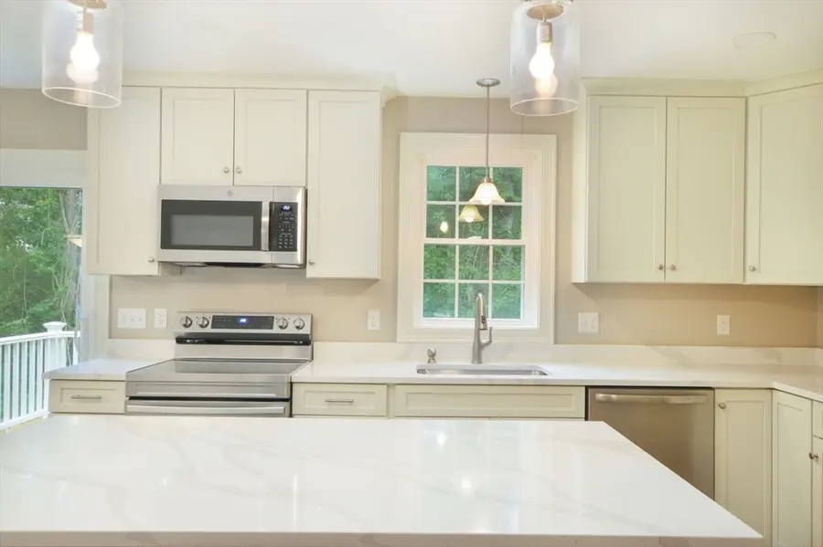 137 Highland, Middleboro, MA 02346 - Image #2