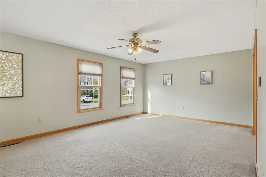 21 Lemnos Lane, Springfield, MA 01119 - Image #3