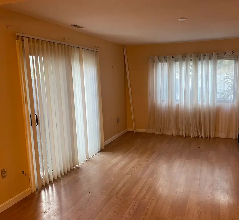 82 Bailey Street #82, Stoughton, MA 02072 - Image #3