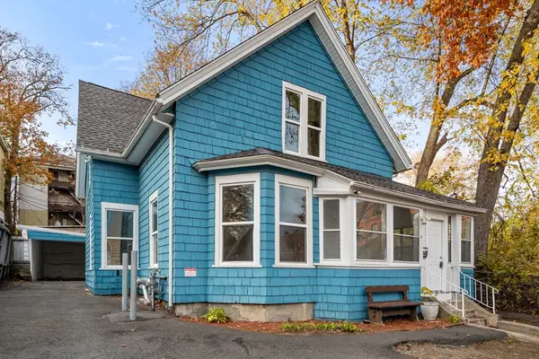 4 Albert Street, Worcester, MA 01610