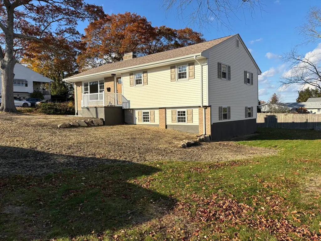 88 Kenyon Road, Tiverton, RI 02878 - Image #1