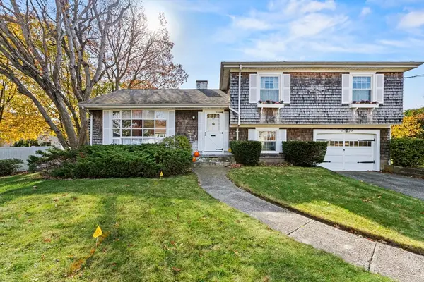 55 Dias Terrace, Somerset, MA 02726