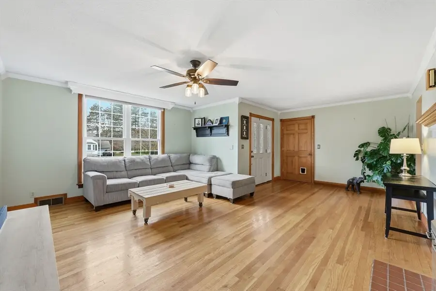 118 Willimansett St, South Hadley, MA 01075 - Image #2