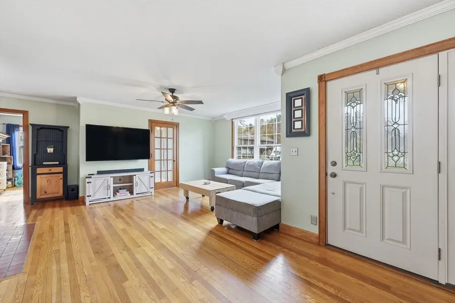 118 Willimansett St, South Hadley, MA 01075 - Image #3