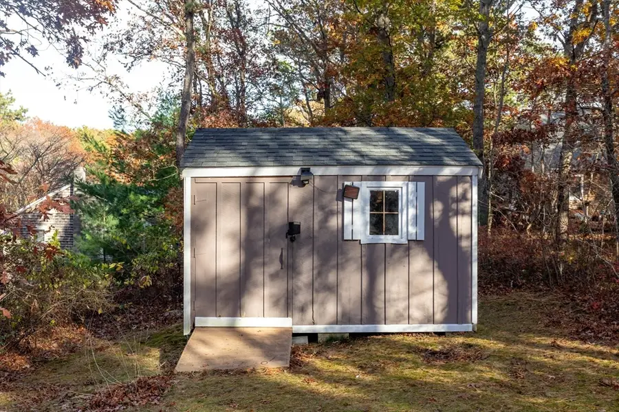 64 Ashton Ave, Falmouth Town, MA 02536 - Image #3