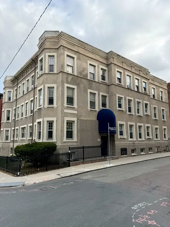 5 Spofford Rd #17, Boston, MA 02134