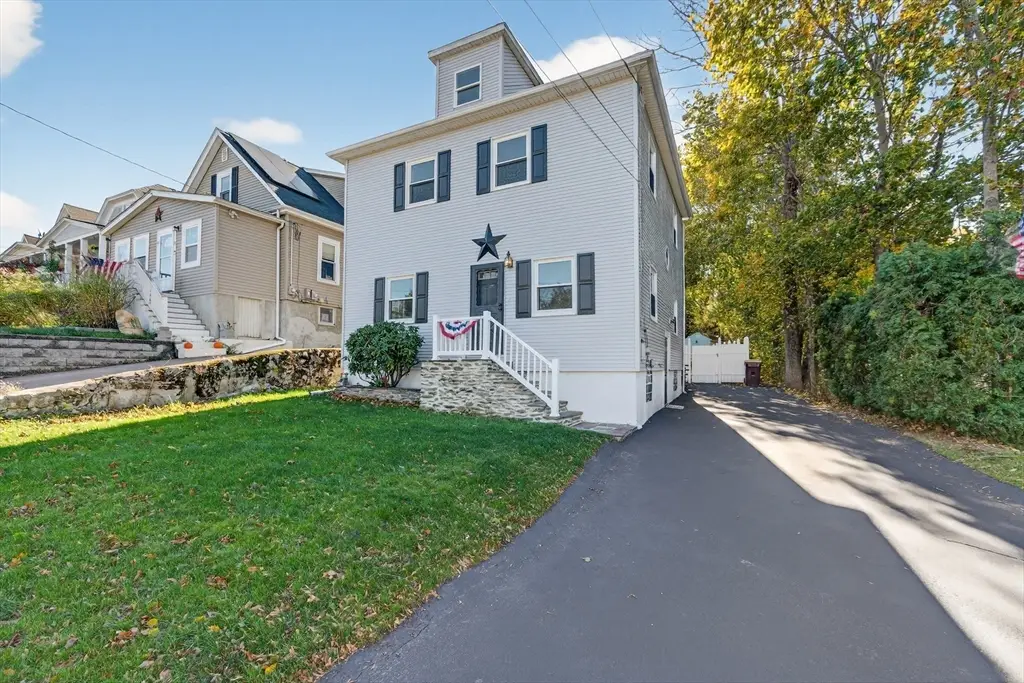 76 Main Street, Acushnet, MA 02743 - Image #1