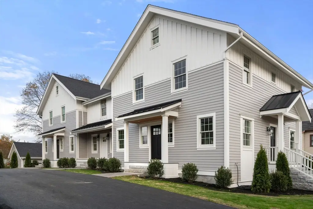 63 Oak Street #B, Wellesley, MA 02482 - Image #1