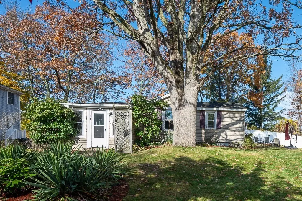 21 Epping St, Millbury, MA 01527 - Image #1