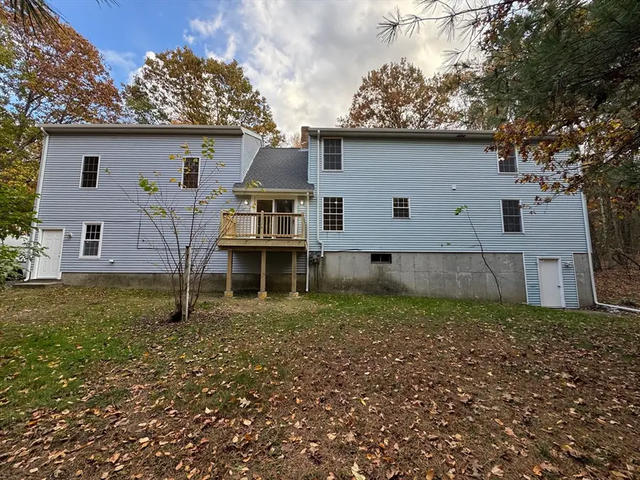 395 High St, Uxbridge, MA 01569 - Image #2