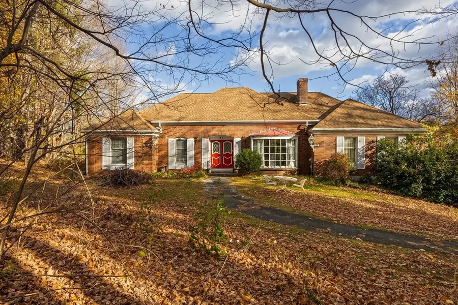 41 Woodbridge St, South Hadley, MA 01075 - Image #2