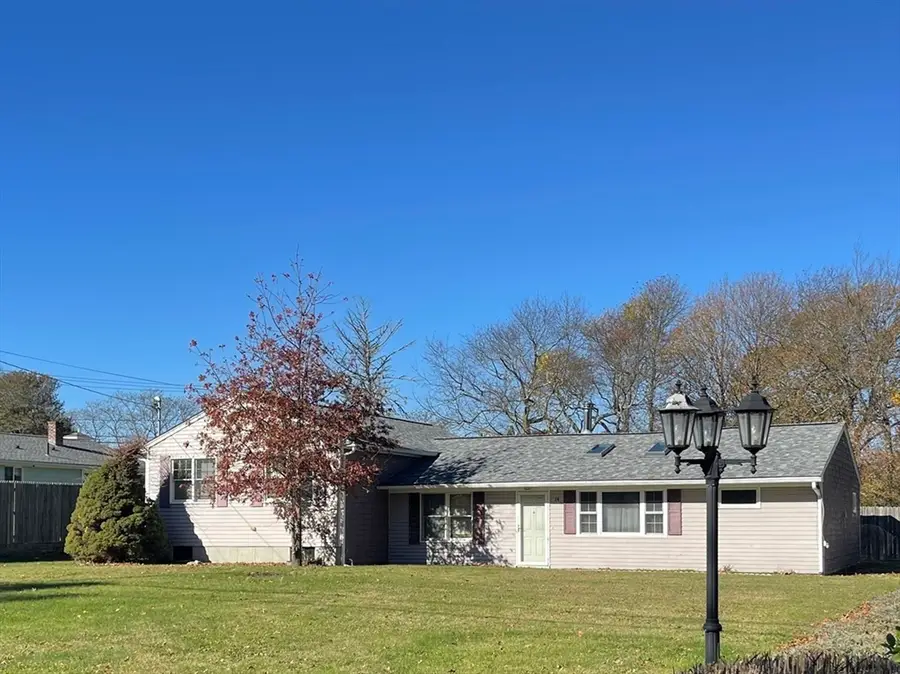 14 Glendale Ave, Tiverton, RI 02878 - Image #2