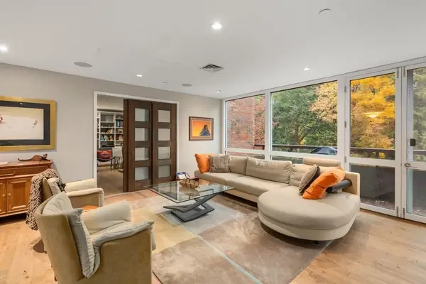 241 Perkins St #C306, Boston, MA 02130