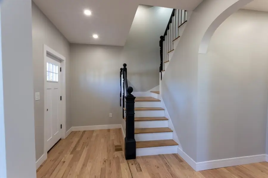 75 Sycamore St, Everett, MA 02149 - Image #3