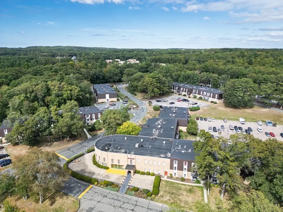 14 Shadowbrook Lane #30, Milford, MA 01757 - Image #2