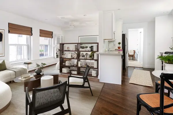 21 Moon #2, Boston, MA 02113