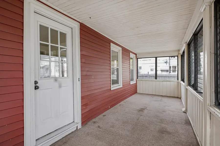 18 Sycamore St, Springfield, MA 01109 - Image #3