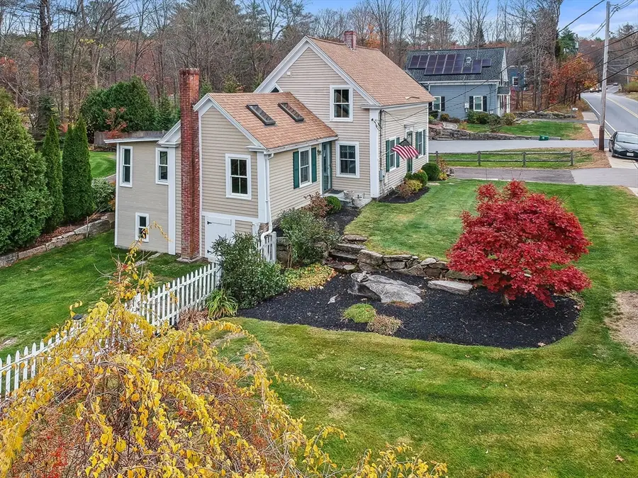 208 Wood St, Hopkinton, MA 01748 - Image #2