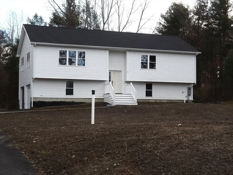 4 W Dudley Rd, Dudley, MA 01571 - Image #3