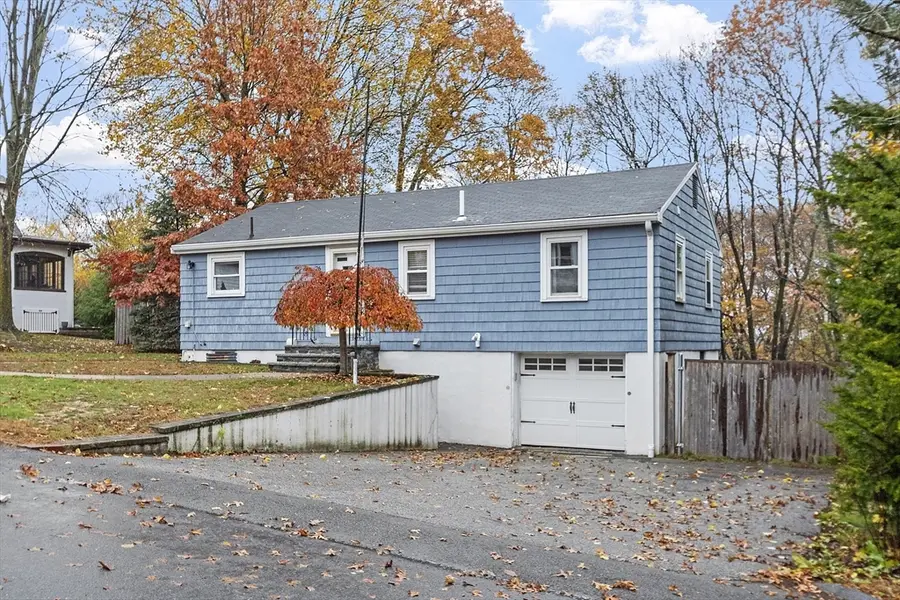 26 Curve St, Wakefield, MA 01880 - Image #2