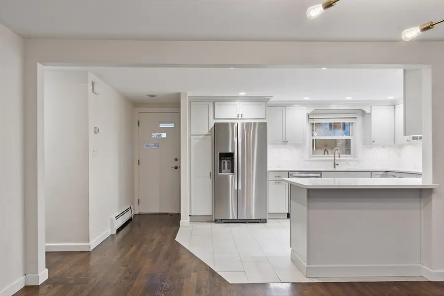 26 Curve St, Wakefield, MA 01880 - Image #3